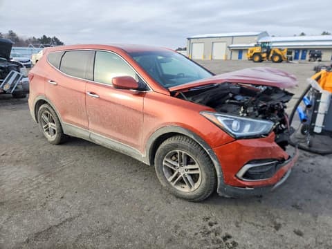 2017 Hyundai Santa Fe, VIN 5XYZTDLB8HG463447. Zdjęcie 4 z 6 z aukcji Copart. Katalog aut z USA OpenDataCar.