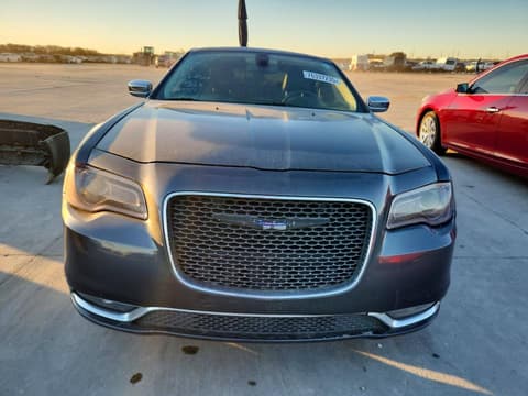 2019 Chrysler 300, VIN 2C3CCAEGXKH555587. Фото 5 з 6 з аукціону Copart. Каталог авто зі США OpenDataCar.