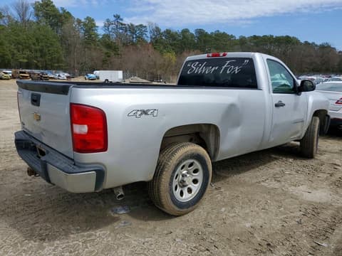 2011 Chevrolet Silverado, VIN 1GCNKPEXXBZ234935. Фото 3 з 6 з аукціону Copart. Каталог авто зі США OpenDataCar.