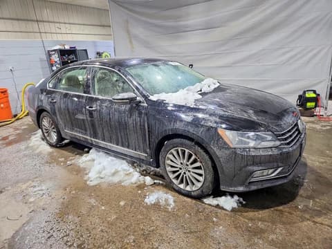 2016 Volkswagen Passat, VIN 1VWBS7A35GC020786. Фото 4 з 6 з аукціону Copart. Каталог авто зі США OpenDataCar.