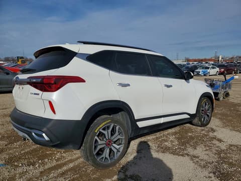 2021 Kia Seltos, VIN KNDETCA27M7178158. Фото 3 з 6 з аукціону Copart. Каталог авто зі США OpenDataCar.