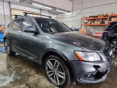 2015 Audi SQ5, VIN WA1CGAFP2FA072866. Фото 4 з 6 з аукціону Copart. Каталог авто зі США OpenDataCar.