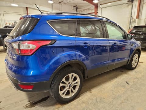 2018 Ford Escape, VIN 1FMCU9HD6JUC87010. Фото 3 з 6 з аукціону Copart. Каталог авто зі США OpenDataCar.