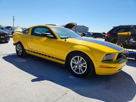 2005 Ford Mustang, VIN 1ZVFT80N255123656. Фото 4 з 6 з аукціону Copart. Каталог авто зі США OpenDataCar.