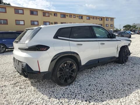 2024 Bmw XM, VIN 5YM23CS05R9X25561. Zdjęcie 3 z 6 z aukcji Copart. Katalog aut z USA OpenDataCar.