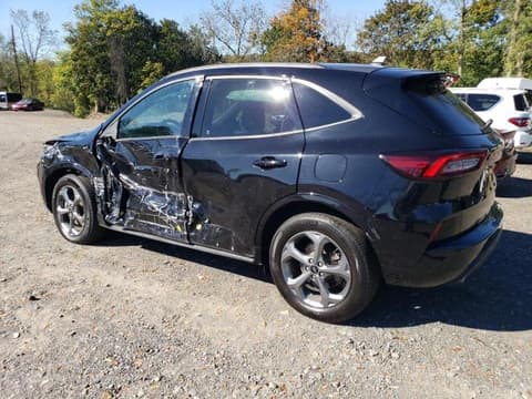 2023 Ford Escape, VIN 1FMCU9MN0PUB27941. Фото 2 з 6 з аукціону Copart. Каталог авто зі США OpenDataCar.