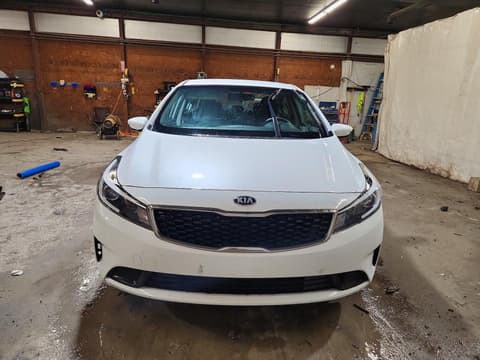 2018 Kia Forte, VIN 3KPFL4A74JE191046. Фото 5 з 6 з аукціону Copart. Каталог авто зі США OpenDataCar.