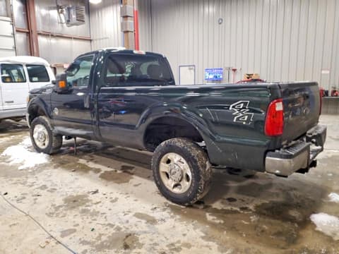 2015 Ford F-350 Super Duty, VIN 1FTRF3BT9FED17656. Фото 2 з 6 з аукціону Copart. Каталог авто зі США OpenDataCar.