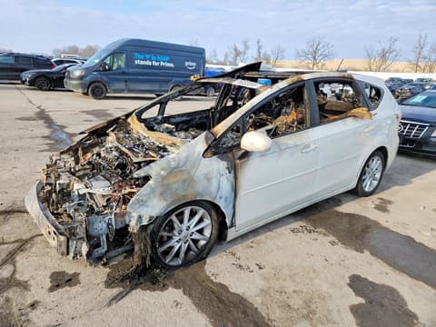 2013 Toyota Prius V, VIN JTDZN3EU1D3191700. Фото 1 з 6 з аукціону Copart. Каталог авто зі США OpenDataCar.