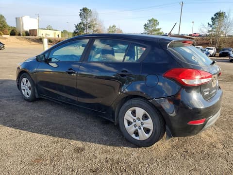 2017 Kia Forte, VIN KNAFK5A85H5698008. Фото 2 з 6 з аукціону Copart. Каталог авто зі США OpenDataCar.