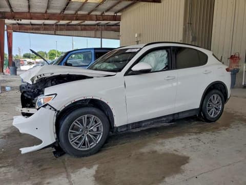 2022 Alfa romeo Stelvio, VIN ZASPAJAN5N7D28208. Фото 1 з 6 з аукціону Copart. Каталог авто зі США OpenDataCar.