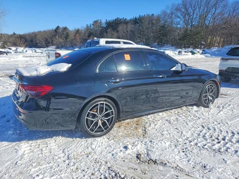 2022 Mercedes-benz E-Class, VIN W1KZF8DB7NB072315. Фото 3 з 6 з аукціону Copart. Каталог авто зі США OpenDataCar.