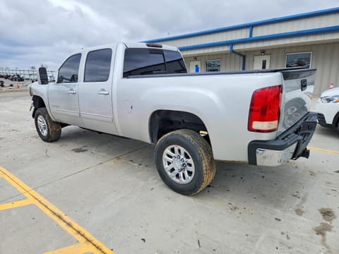 2011 Gmc Sierra, VIN 1GT121C88BF155336. Фото 2 з 6 з аукціону Copart. Каталог авто зі США OpenDataCar.