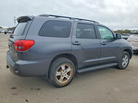 2011 Toyota Sequoia, VIN 5TDBY5G12BS043963. Фото 3 з 6 з аукціону Copart. Каталог авто зі США OpenDataCar.