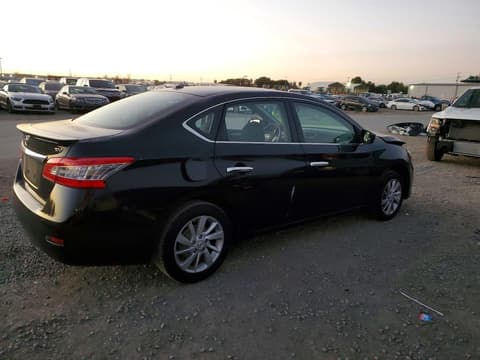 2015 Nissan Sentra, VIN 3N1AB7AP8FY305119. Zdjęcie 3 z 6 z aukcji Copart. Katalog aut z USA OpenDataCar.