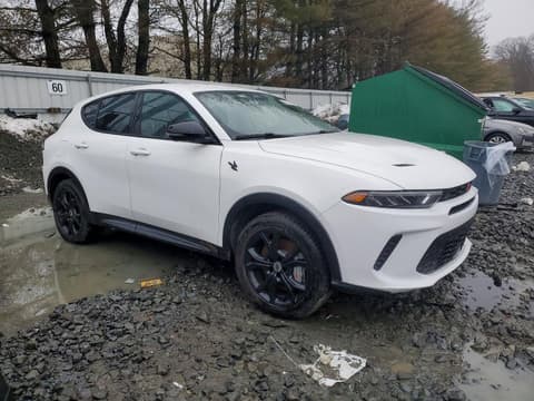 2024 Dodge Hornet, VIN ZACPDFCW7R3A31802. Фото 4 из 6 с аукциона Copart. Каталог авто из США OpenDataCar.