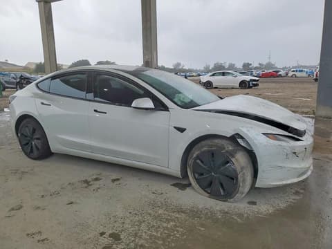 2025 Tesla Model 3, VIN 5YJ3E1EA5SF062004. Фото 4 з 6 з аукціону Copart. Каталог авто зі США OpenDataCar.