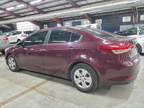 2017 Kia Forte, VIN 3KPFL4A73HE035073. Фото 2 из 6 с аукциона Copart. Каталог авто из США OpenDataCar.