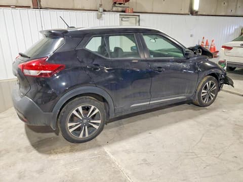 2019 Nissan Kicks, VIN 3N1CP5CU0KL544320. Фото 3 з 6 з аукціону Copart. Каталог авто зі США OpenDataCar.