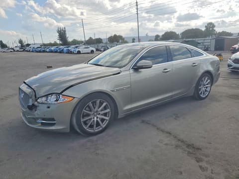 2012 Jaguar XJ-Series, VIN SAJWA1CB7CLV25412. Фото 1 з 6 з аукціону Copart. Каталог авто зі США OpenDataCar.