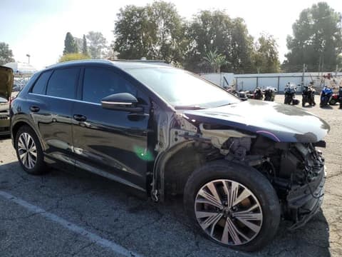 2024 Audi Q4 e-tron, VIN WA1BCBFZ0RP003688. Фото 4 из 6 с аукциона Copart. Каталог авто из США OpenDataCar.