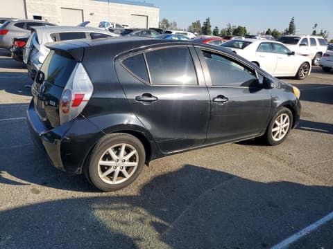 2012 Toyota Prius C, VIN JTDKDTB39C1022826. Фото 3 з 6 з аукціону Copart. Каталог авто зі США OpenDataCar.