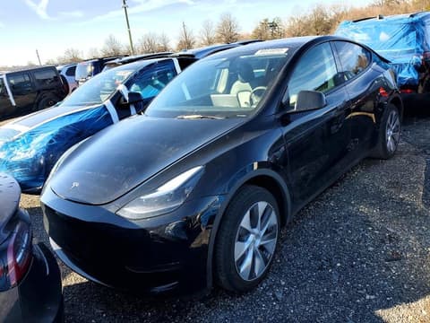 2024 Tesla Model Y, VIN 7SAYGDED5RF091995. Photo 1 of 6 from Copart auction. OpenDataCar US salvage catalog.