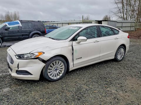 2013 Ford Fusion, VIN 3FA6P0LU7DR326197. Фото 1 з 6 з аукціону Copart. Каталог авто зі США OpenDataCar.