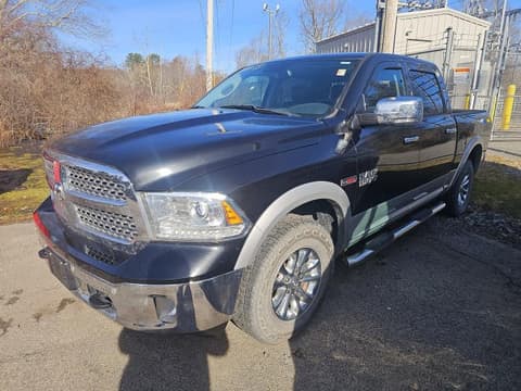 2018 Ram 1500, VIN 1C6RR7NM6JS238059. Фото 2 з 6 з аукціону Copart. Каталог авто зі США OpenDataCar.