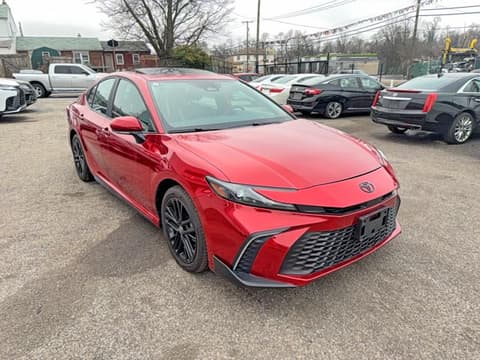 2025 Toyota Camry, VIN 4T1DBADK6SU006051. Фото 1 з 6 з аукціону Copart. Каталог авто зі США OpenDataCar.