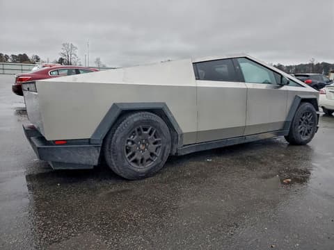 2024 Tesla Cybertruck, VIN 7G2CEHEE5RA052749. Фото 3 з 6 з аукціону Copart. Каталог авто зі США OpenDataCar.