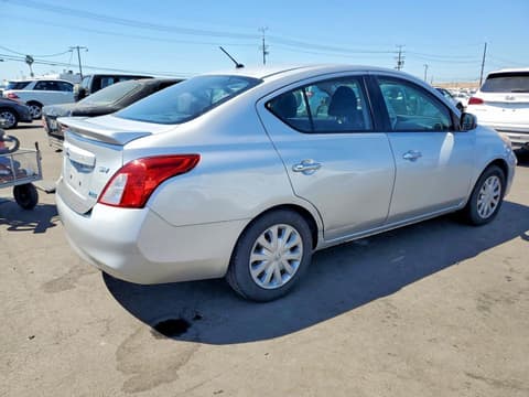 2014 Nissan Versa, VIN 3N1CN7AP3EL816880. Фото 3 з 6 з аукціону Copart. Каталог авто зі США OpenDataCar.