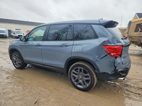 2023 Honda Passport, VIN 5FNYF8H54PB003219. Фото 2 з 6 з аукціону Copart. Каталог авто зі США OpenDataCar.