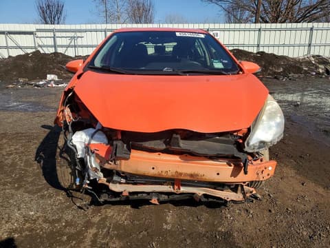 2012 Toyota Prius C, VIN JTDKDTB33C1017587. Фото 5 з 6 з аукціону Copart. Каталог авто зі США OpenDataCar.
