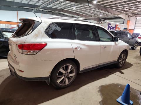 2013 Nissan Pathfinder, VIN 5N1AR2MM8DC673959. Фото 3 з 6 з аукціону Copart. Каталог авто зі США OpenDataCar.