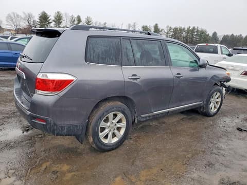 2012 Toyota Highlander, VIN 5TDBK3EH4CS104124. Фото 3 з 6 з аукціону Copart. Каталог авто зі США OpenDataCar.