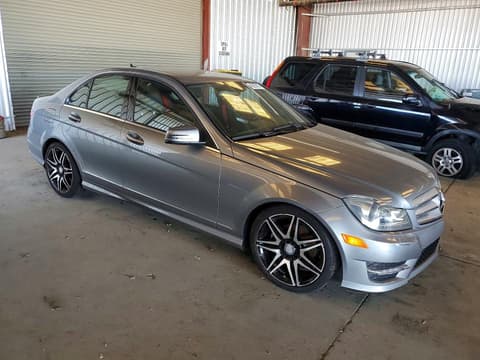 2013 Mercedes-benz C-Class, VIN WDDGF4HB0DR265776. Фото 4 з 6 з аукціону Copart. Каталог авто зі США OpenDataCar.