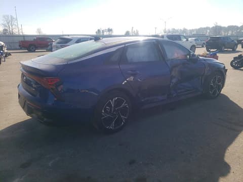 2026 Kia K5, VIN KNAG64J71T5439499. Фото 3 з 6 з аукціону Copart. Каталог авто зі США OpenDataCar.