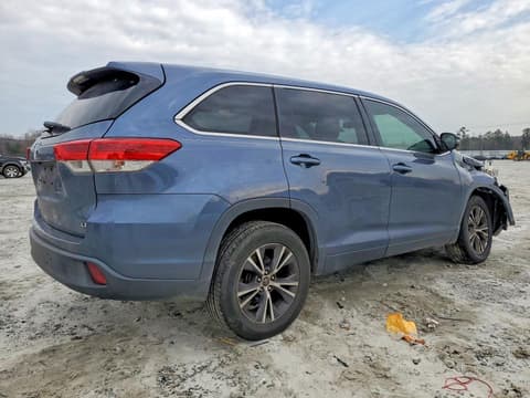 2017 Toyota Highlander, VIN 5TDZZRFH6HS227118. Фото 3 з 6 з аукціону Copart. Каталог авто зі США OpenDataCar.