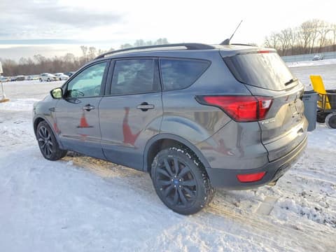 2019 Ford Escape, VIN 1FMCU9GD8KUA21863. Фото 2 з 6 з аукціону Copart. Каталог авто зі США OpenDataCar.