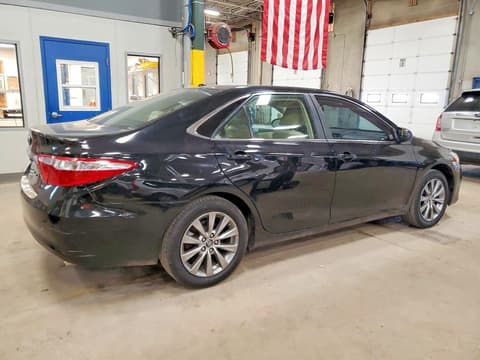 2016 Toyota Camry, VIN 4T4BF1FK7GR555022. Фото 3 з 6 з аукціону Copart. Каталог авто зі США OpenDataCar.