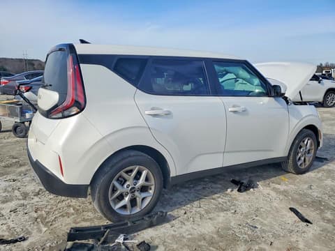 2023 Kia Soul, VIN KNDJ23AU3P7215830. Фото 3 з 6 з аукціону Copart. Каталог авто зі США OpenDataCar.