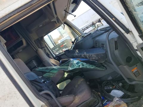 2019 Volvo VN, VIN 4V4NC9EH6KN197203. Фото 5 з 6 з аукціону Copart. Каталог авто зі США OpenDataCar.