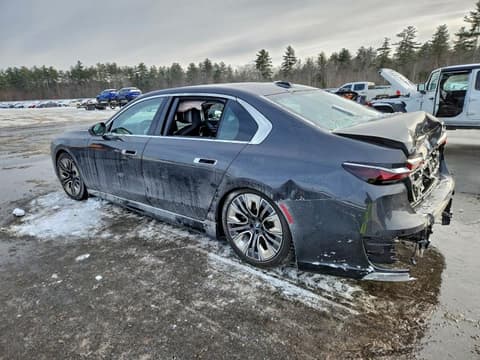 2024 Bmw i7, VIN WBY53EJ04RCR63227. Фото 2 из 6 с аукциона Copart. Каталог авто из США OpenDataCar.