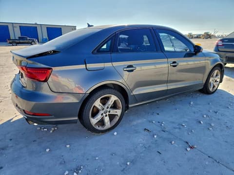 2017 Audi A3, VIN WAUB8GFFXH1012410. Фото 3 из 6 с аукциона Copart. Каталог авто из США OpenDataCar.