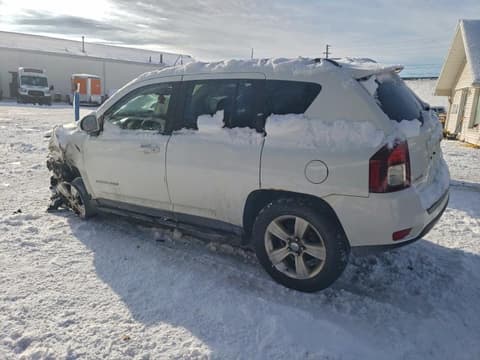 2016 Jeep Compass, VIN 1C4NJDEB3GD792300. Фото 2 з 6 з аукціону Copart. Каталог авто зі США OpenDataCar.
