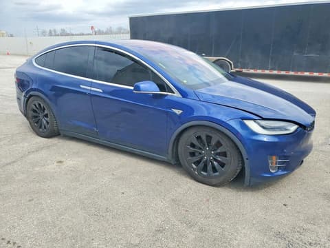 2016 Tesla Model X, VIN 5YJXCAE22GF005170. Фото 4 з 6 з аукціону Copart. Каталог авто зі США OpenDataCar.