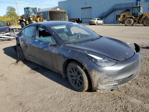 2023 Tesla Model 3, VIN LRW3E1FA9PC920932. Фото 4 з 6 з аукціону Copart. Каталог авто зі США OpenDataCar.