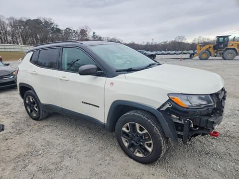 2017 Jeep Compass, VIN 3C4NJDDB2HT666068. Фото 4 з 6 з аукціону Copart. Каталог авто зі США OpenDataCar.