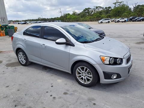 2015 Chevrolet Sonic, VIN 1G1JC5SG0F4220073. Фото 4 з 6 з аукціону Copart. Каталог авто зі США OpenDataCar.